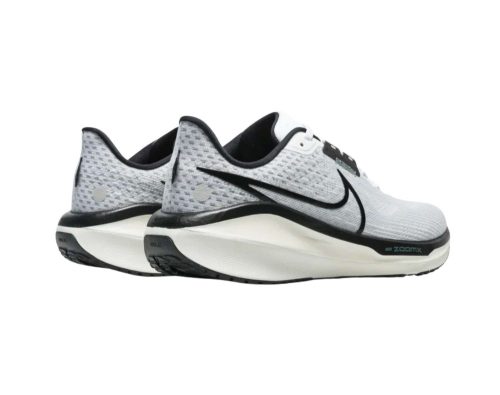 nike air zoom vomero 17 mens d white black pure platinum vintage green 05